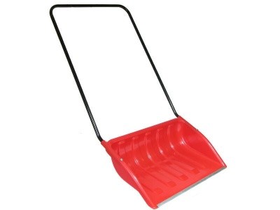 Движок-скрепер д/снега "Ирбис" 700х465мм (пластик) с алюм. планкой и металл. ручкой 