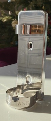 Держатель металлический для диспенсеров L'Occitane Держатель металлический для диспенсеров L'Occitane